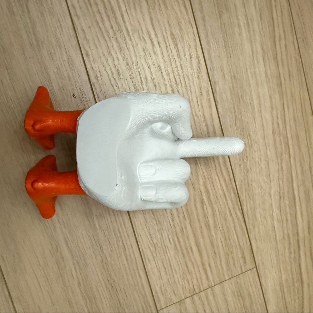 white and orange middle finger duck toy - Picture 6 of 7